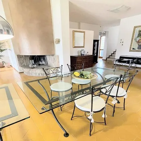 Villa Relax In Italy S Most Famous Sagrantino Wine And Truffle Slps 15 Exc Pool *