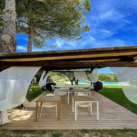 Relax In Italy S Most Famous Sagrantino Wine And Truffle Slps 15 Exc Pool Villa *
